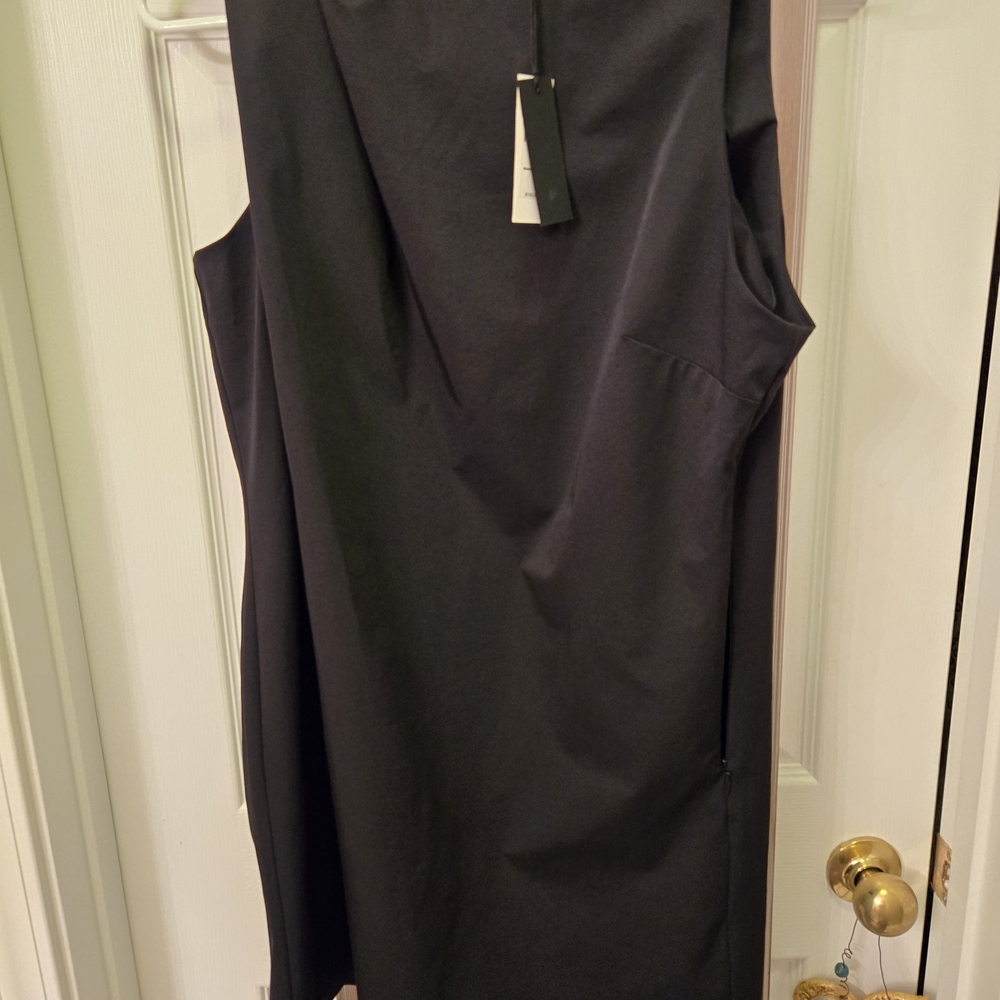 Elegant Black Sleeveless Dress